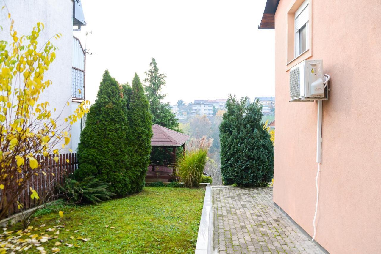 Dreamy Garden Zagreb Apartamento Exterior foto